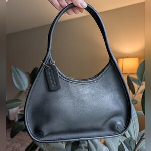 🐈‍⬛ Coach '97 Black Mini Ergo - 9027 🐈‍⬛